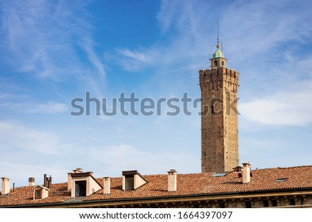 Torre degli Asinelli. One of the two towers (Due Torri 1109-1119, 97.20 meters high) symbol of the city of Bologna, Piazza di Porta Ravegnana, Emilia-Romagna, Italy, Europe