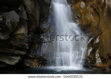 White Waterfall - Bhutiya Daha