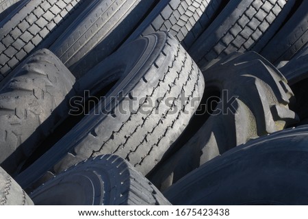 tire rubber recycling heap automobile used wheels