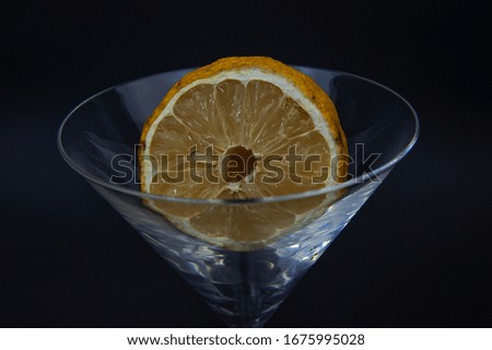 restaurant glass soft drink with lemon