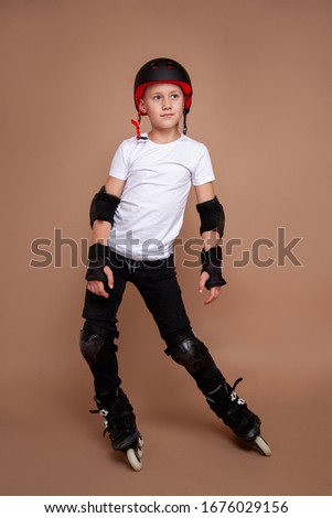 smilling roller skate teenage boy
