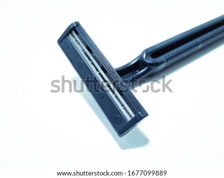 A picture of razor on white background