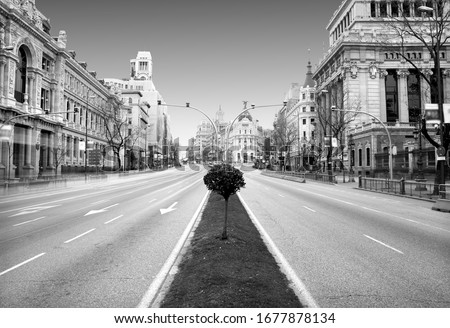 covid-19, the coronavirus, The beginning of the end, photograph of the Alcalá street in Madrid city center empty by the coronavirus quarantine,Photo with space for advertising, blank space, horizontal