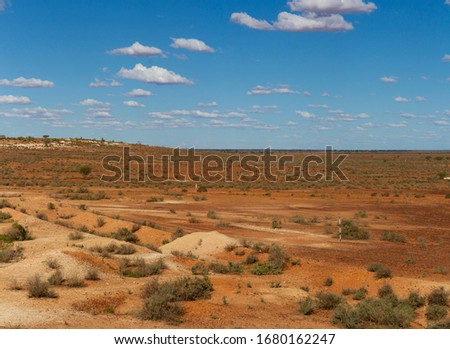The opal mining town of White Cliffs, NSW, Australia