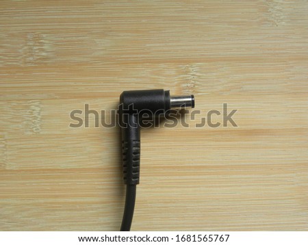 Black color male connector of power plug adapter