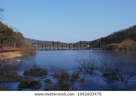 a peaceful winter scene in Gobok Reservoir