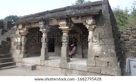 Architecture at Daulatabad fort in India