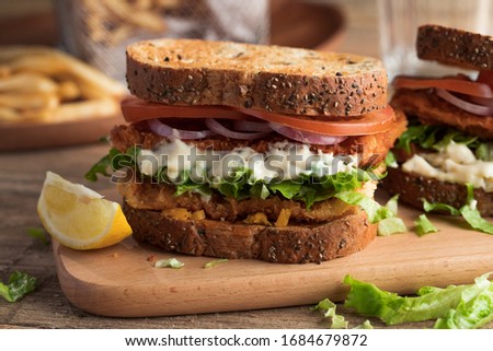 fish fillet sandwich with lemon
