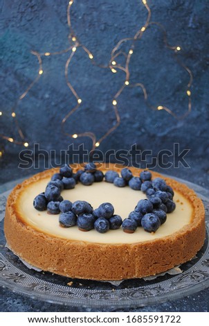 photo of a cheesecake cake.