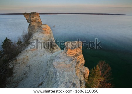 Miners Castle on the lakeshore of Lake Superior inside Pictured Rocks State Park, Michigan Upper Peninsula, USA