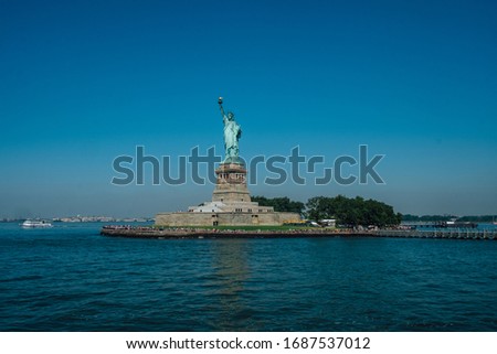 view of Statue of Liberty 
