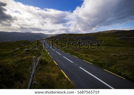 Photo on a panoramic road in Ireland