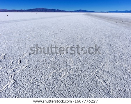The Salinas Grandes are located in the northwestern part of Argentina, at an average altitude of 3450 meters above sea level.