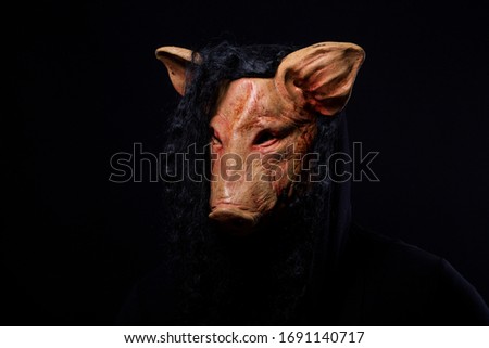 scared masked man, pig halloween
