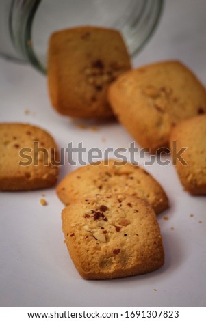 a picture of freshly baked Indian cookies 