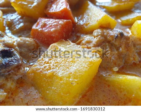 Massaman curry and Thai food pictures