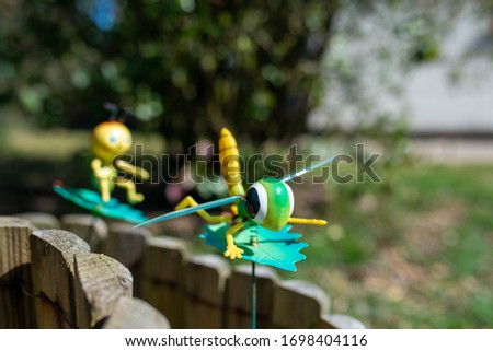 Dragonfly springtime decoration for kids
