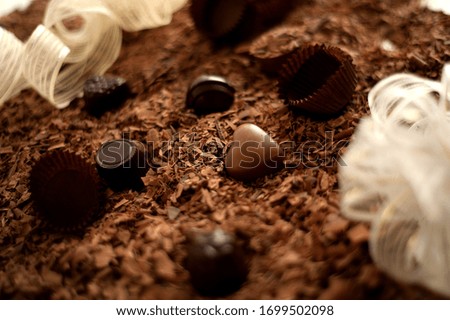 
many chocolate types in the same composition, 