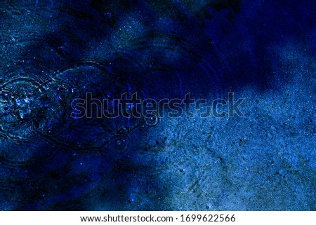 Waters, pudlle, drops, light and circles in blue