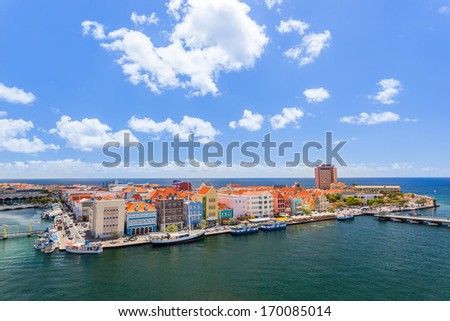 Panoramic view of downtown Willemstad, Curacao Royalty-Free Stock Photo #170085014