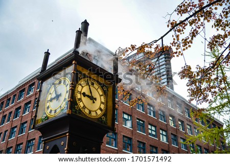 Steam clock and the old building at the Gastown district in Vancouver Canada 