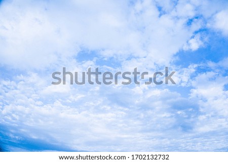 blue sky with white clouds, natural sky scenery.