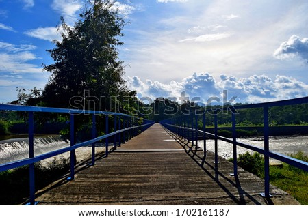 Javas dam bridge in summer