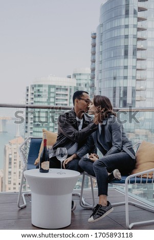 love story photoshoot on the rooftop in San Francisco