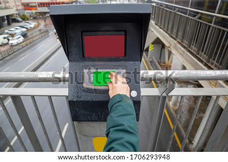 Smartcard ticketing system for public transport services