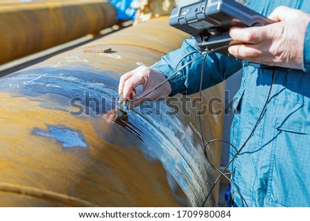 Ultrasonic examination to pipe welds. Ultrasonic testing (UT) is a family of non-destructive testing techniques based on the ... Manual operation requires careful attention by experienced technicians.