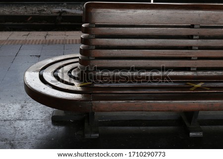 Empty Vintage Wood Bench in the Platform , Bangkok Railway Station, Hua Lam Pong, Thailand