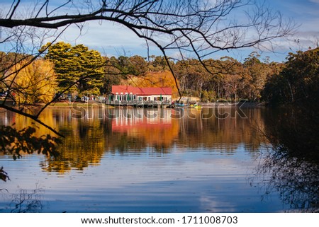 A late autumn afternoon on Lake Daylesford in Daylesford, Victoria, Australia Royalty-Free Stock Photo #1711008703