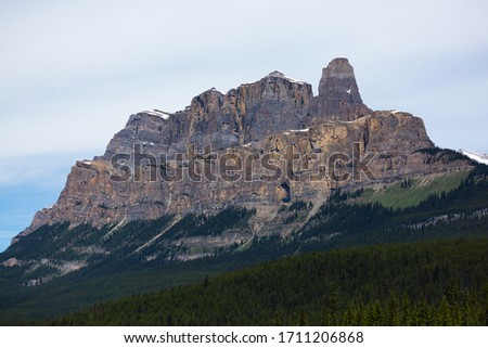 Jagged mountains in the wilderness of Banff, Canada