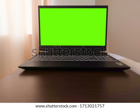 Green Screen Laptop PC, Chroma Laptop PC