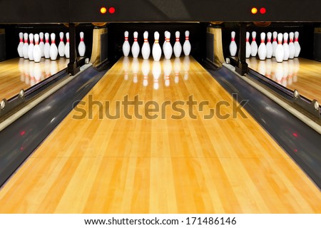 bowling Royalty-Free Stock Photo #171486146