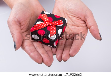 gift on palm