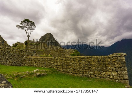 Pictures of the lost valley of Machu Picchu.