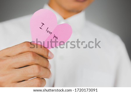 Text, i love you, write on heart shape paper, to prepare for my lover, use as background