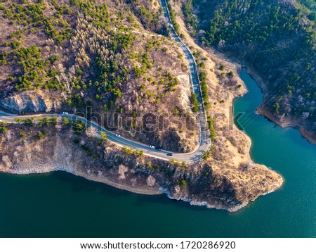Beijing Yanqing district in baihepu reservoir of mountain highway