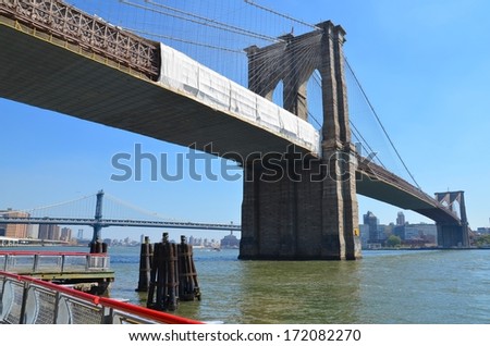 Brooklyn Bridge, New York USA