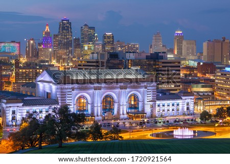 Kansas City, Missouri, USA downtown skyline with Union Station at dusk. Royalty-Free Stock Photo #1720921564