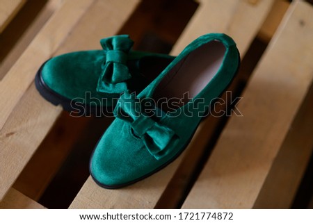 suede loafers for women decorated with bows