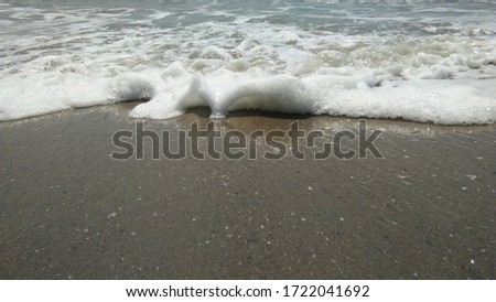 This is some beautiful sea wave picture  taken when i went to Beach in ernakulam . This picture  taken by a afternoon time.