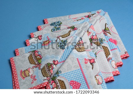 Set of textile napkins with a pattern