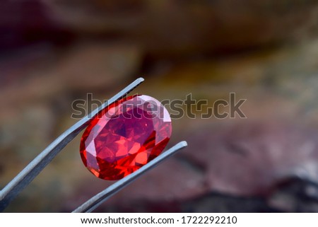 
Red gem
The ultimate RUBY
Is a natural red gem