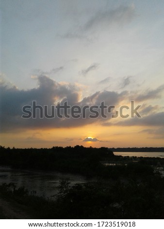 Photography of cloudy sundown with beautiful nature, Castle aria 