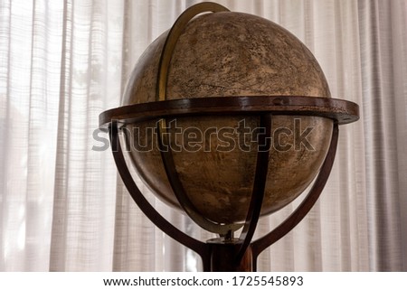 Mapa mundi Globe earth wooden.