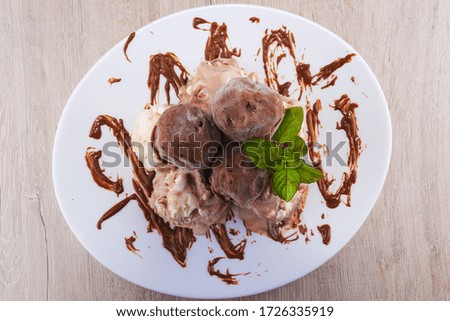 delicious delicious creamy chocolate chip ice cream