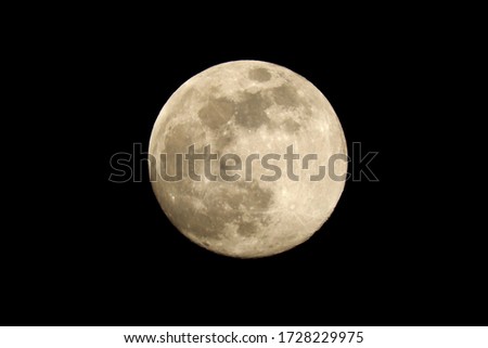 very clear moon pictures in the night sky, full moon pictures taken very clearly,