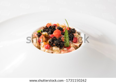 Ideal dish for the presentation of restaurant, food, recipe.
In high definition, they will enhance your presentations. Also ideal for the publication of culinary works
